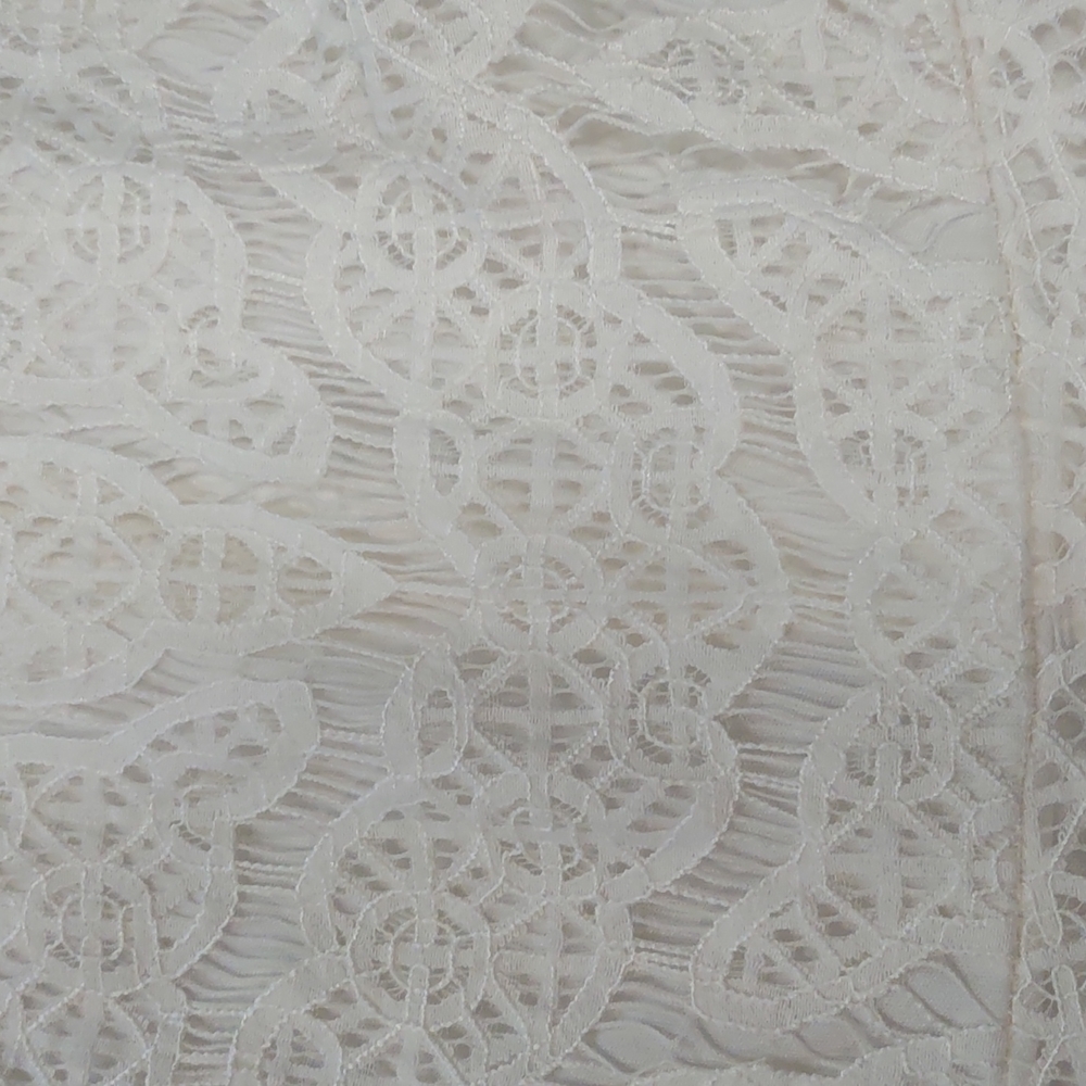 lacy dress - Picture 3 of 7